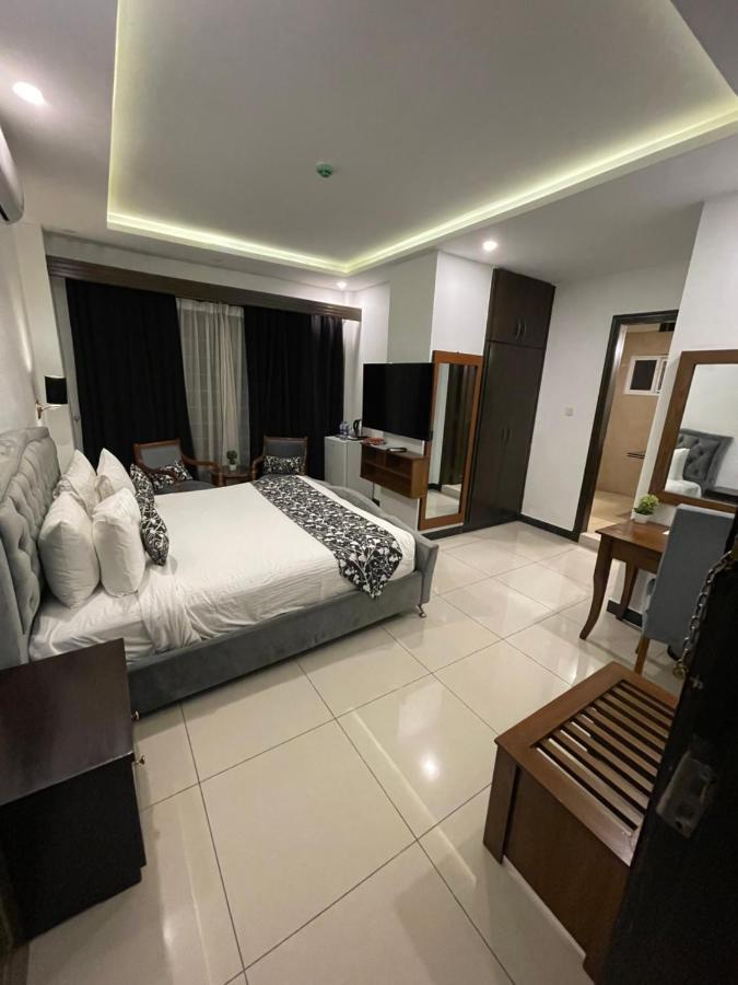 Grand Mongolia Hotel Равалпинди Экстерьер фото